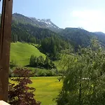 Mooshof نيوستيف ام ستوبيتا