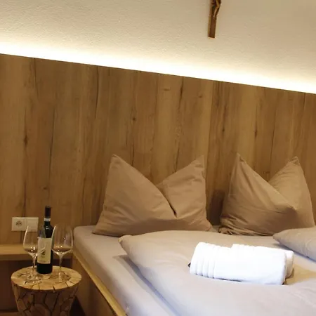 Mooshof Aparthotel Neustift im Stubaital